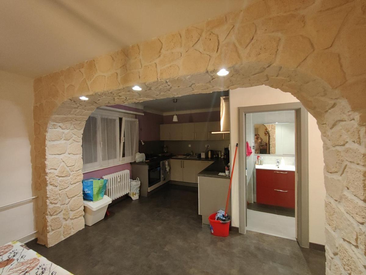 Tres Grand Appartement De 76M2 A Strasbourg Exterior foto